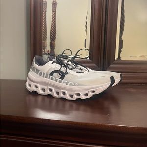 Ladies’ On Running Monster Shoes, Size 9, Good Condition.